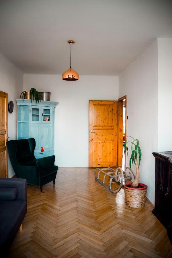 Kiki & Luky Family Apartment By Prague Castle Bagian luar foto